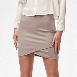 Talula Grey Criss-Cross Mini Skirt size:XS
